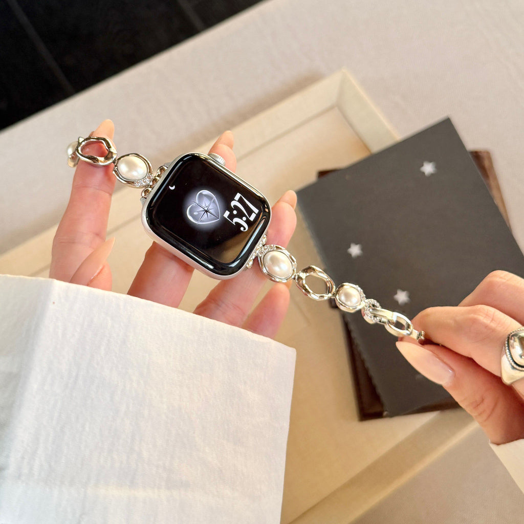 Élan Pearl Luxury Bracelet