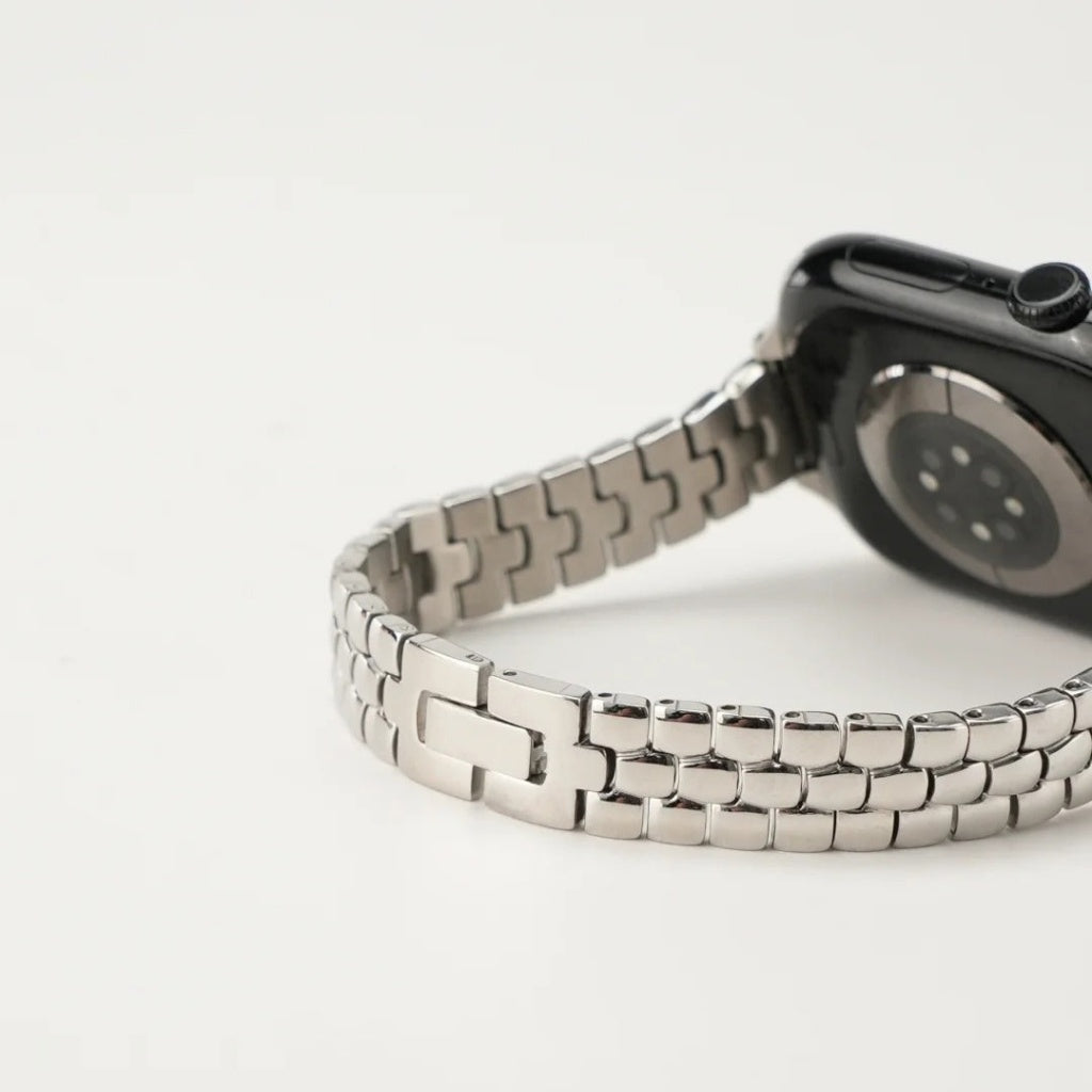 Elara Elegant Metal Bracelet