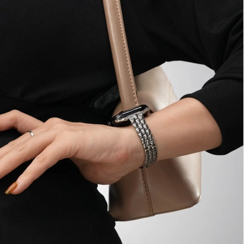 Elara Elegant Metal Bracelet