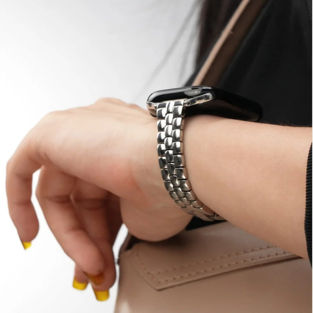 Elara Elegant Metal Bracelet