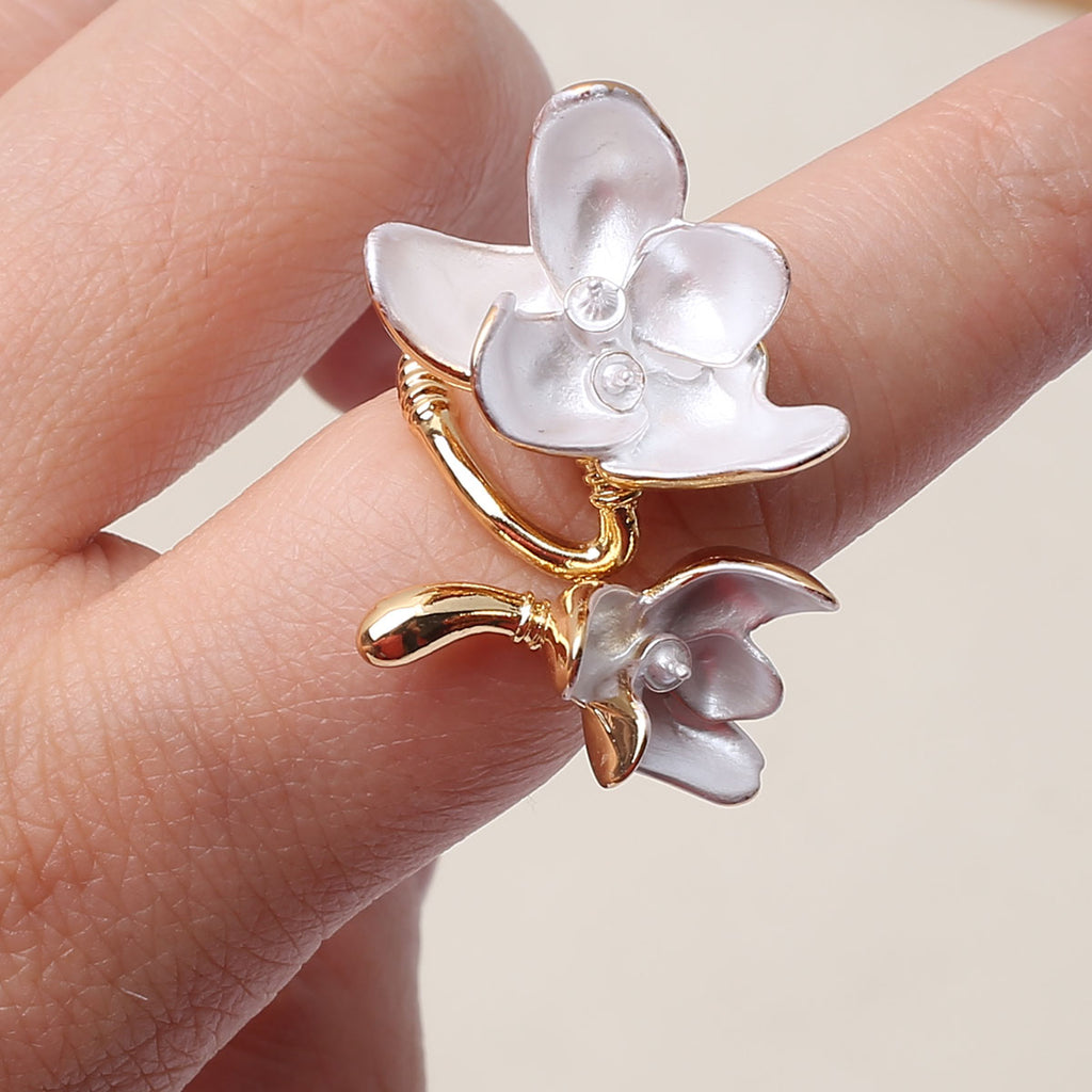 White Flower Gold-Plated Set